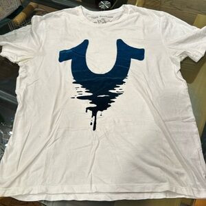TRUE RELIGION TEE